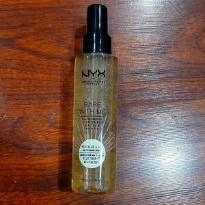 NYX Bare With Me Hemp Seed Oil Spray - Black and Gold